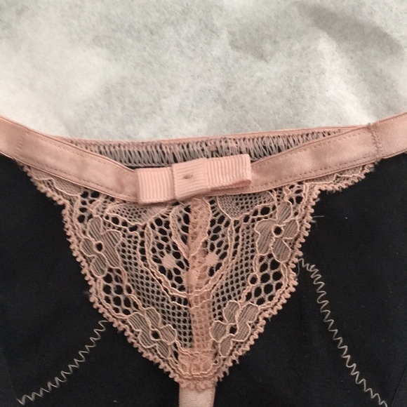 New* Adore Me Black‎ and Champagne Lace Corset Set - Picture 9 of 11